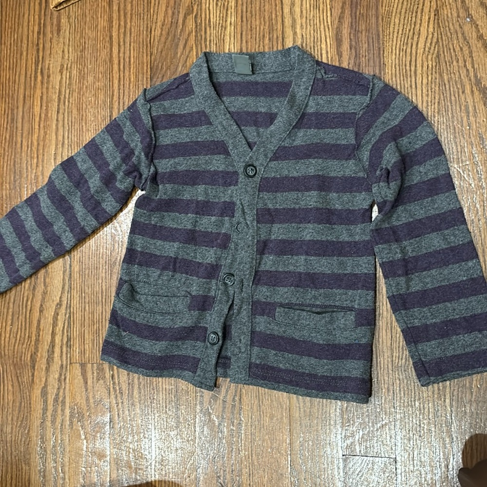 Zara cardigan size 2-3